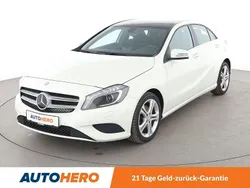 Weiß Gebraucht 2015 Mercedes A180 Urban Limousine | 14.770 € (Fairer Preis)