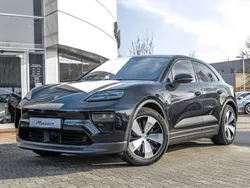 Tiefschwarzmetallic Neu 2024 Porsche Macan SUV | 95.398 € (Superpreis)