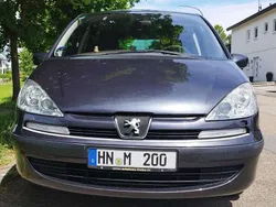 Grau Gebraucht 2005 Peugeot 807 Van / Kleinbus | 5.750 €