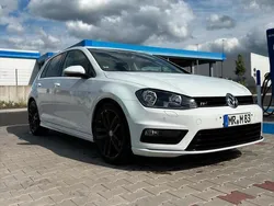 Weiß Gebraucht 2014 VW Golf VII R-line Kleinwagen | 11.800 € (Fairer Preis)