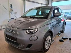 Grau Gebraucht 2023 Fiat 500e Kleinwagen | 21.899 € (Guter Preis)