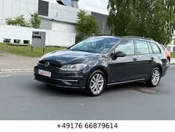 Uranograu Gebraucht 2018 VW Golf VII Comfortline Kombi | 9.999 € (Guter Preis)