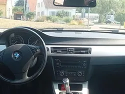 Weiß Gebraucht 2011 BMW 320 Lifestyle Limousine | 7.900 € (Fairer Preis)