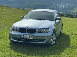 Blau Gebraucht 2010 BMW 116 Kleinwagen | 3.000 € (Superpreis)