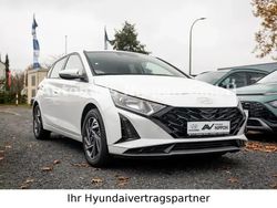 Atlas white Gebraucht 2024 Hyundai i20 Trend Kleinwagen | 20.485 € (Fairer Preis)
