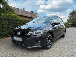 Grau Gebraucht 2016 VW Golf Sportsvan Allstar Van / Kleinbus | 12.800 € (Fairer Preis)