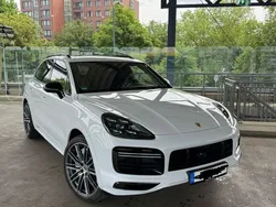 Weiß Gebraucht 2019 Porsche Cayenne Turbo SUV | 75.900 € (Guter Preis)