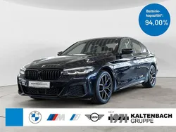 Schwarz Gebraucht 2021 BMW 545e M Sport Limousine | 42.890 € (Guter Preis)