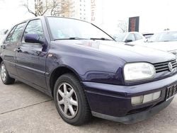 Violett Gebraucht 1998 VW Golf Limousine | 1.290 € (Superpreis)