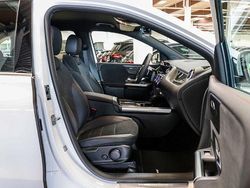 Weiß Gebraucht 2025 Mercedes B220 Advanced Plus Van / Kleinbus | 43.880 € (Etwas zu teuer)