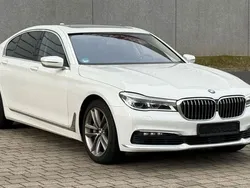 Weiß Gebraucht 2015 BMW 750 Sport Line Limousine | 31.850 € (Fairer Preis)