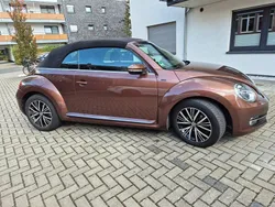 Braun Gebraucht 2016 VW Beetle Cabrio | 16.150 € (Teuer)