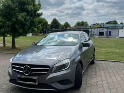 Grau Gebraucht 2013 Mercedes A180 Kleinwagen | 13.500 € (Etwas zu teuer)