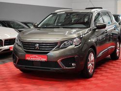 Grau Gebraucht 2018 Peugeot 5008 Business-Line Van / Kleinbus | 12.950 € (Teuer)