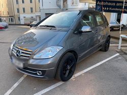 Grau Gebraucht 2008 Mercedes A170 Elegance Van / Kleinbus | 3.990 € (Etwas zu teuer)