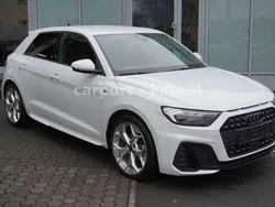 Weiß Gebraucht 2022 Audi A1 Sportback S-Line Kleinwagen | 26.990 € (Fairer Preis)