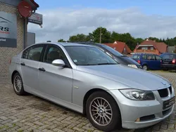 Grau Gebraucht 2005 BMW 320 Limousine | 3.999 € (Superpreis)