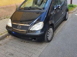 Schwarz Gebraucht 2003 Mercedes A140 Kleinwagen | 2.000 €