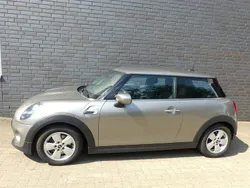 Silber Gebraucht 2019 Mini ONE Kleinwagen | 14.750 € (Guter Preis)