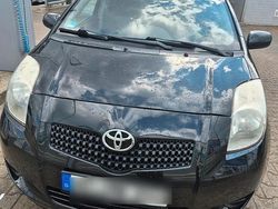 Schwarz Gebraucht 2006 Toyota Yaris Limousine | 3.500 € (Fairer Preis)