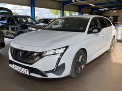 Weiß Gebraucht 2024 Peugeot 308 Allure Kombi | 22.900 € (Superpreis)