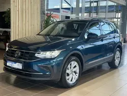 Blau Gebraucht 2021 VW Tiguan Life SUV | 31.500 € (Guter Preis)