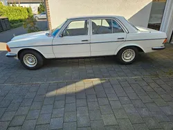 Weiß Gebraucht 1976 Mercedes E280 Limousine | 17.000 €