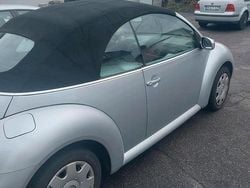Silber Gebraucht 2002 VW Beetle Cabrio | 1.200 €