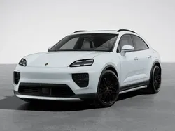 Weiß Gebraucht 2025 Porsche Macan SUV | 113.428 €