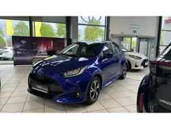 Silber Neu 2025 Toyota Yaris Comfort | 25.590 € (Guter Preis)