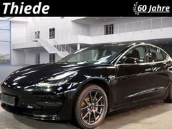 Solid black (metallic) Gebraucht 2019 Tesla Model 3 Limousine | 21.420 € (Fairer Preis)