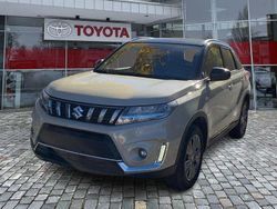 Beige / schwarz Gebraucht 2023 Suzuki Vitara Comfort SUV | 17.290 € (Fairer Preis)