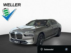 Grau Gebraucht 2024 BMW 750e Comfort Edition Limousine | 104.950 € (Teuer)