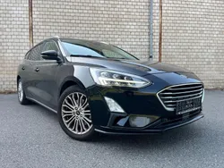 Schwarz Gebraucht 2019 Ford Focus Titanium Kombi | 10.999 € (Guter Preis)