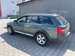Grün Gebraucht 2002 Audi A6 Allroad Kombi | 9.999 €