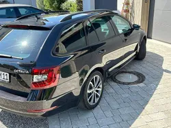 Schwarz Gebraucht 2019 Skoda Octavia Soleil Kombi | 22.900 € (Etwas zu teuer)