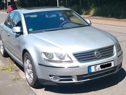 Silber Gebraucht 2005 VW Phaeton Limousine | 12.800 €