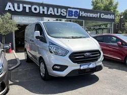 Silber Gebraucht 2020 Ford Tourneo Custom Van / Kleinbus | 18.900 €