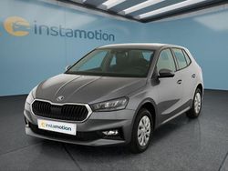 Grau Gebraucht 2024 Skoda Fabia Limousine | 18.499 € (Fairer Preis)