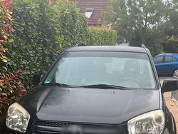 Schwarz Gebraucht 2004 Toyota RAV4 SUV | 8.999 €