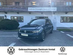 Nightshade blue (blau) Gebraucht 2021 VW Tiguan Life SUV | 26.900 € (Teuer)