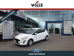 Weiss Gebraucht 2019 Ford Fiesta Cool & Connect Kleinwagen | 12.650 € (Fairer Preis)