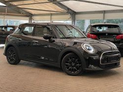 Schwarz Gebraucht 2022 Mini ONE Classic Kleinwagen | 17.990 € (Fairer Preis)
