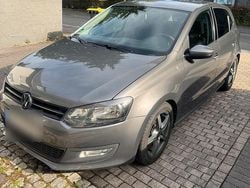 Grau Gebraucht 2011 VW Polo Kleinwagen | 5.850 € (Etwas zu teuer)