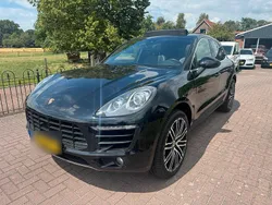 Schwarz Gebraucht 2014 Porsche Macan SUV | 29.500 € (Teuer)