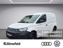 Weiß Gebraucht 2021 VW Caddy Van / Kleinbus | 17.888 € (Guter Preis)