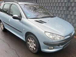 Blau Gebraucht 2003 Peugeot 206 Kombi | 950 € (Guter Preis)