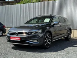 Grau Gebraucht 2021 VW Passat Alltrack Kombi | 28.990 € (Fairer Preis)
