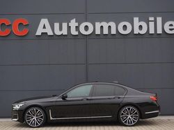 Black sapphire metallic Gebraucht 2021 BMW 730 Limousine | 55.480 € (Fairer Preis)