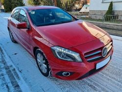 Rot Gebraucht 2015 Mercedes A180 Style Limousine | 11.700 € (Guter Preis)